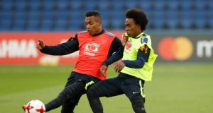 Manchester United are willing to pay Chelsea's asking price for Willian