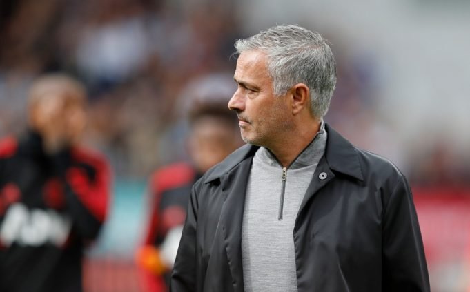 Jose Mourinho wants trio to stay at Manchester United