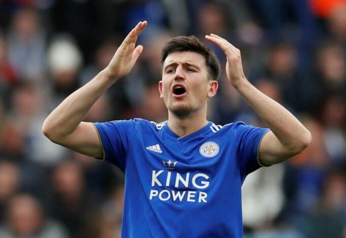 Manchester United submit improved bid for Leicester City defender