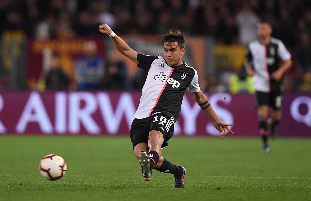 Manchester United should not sign Paulo Dybala this summer