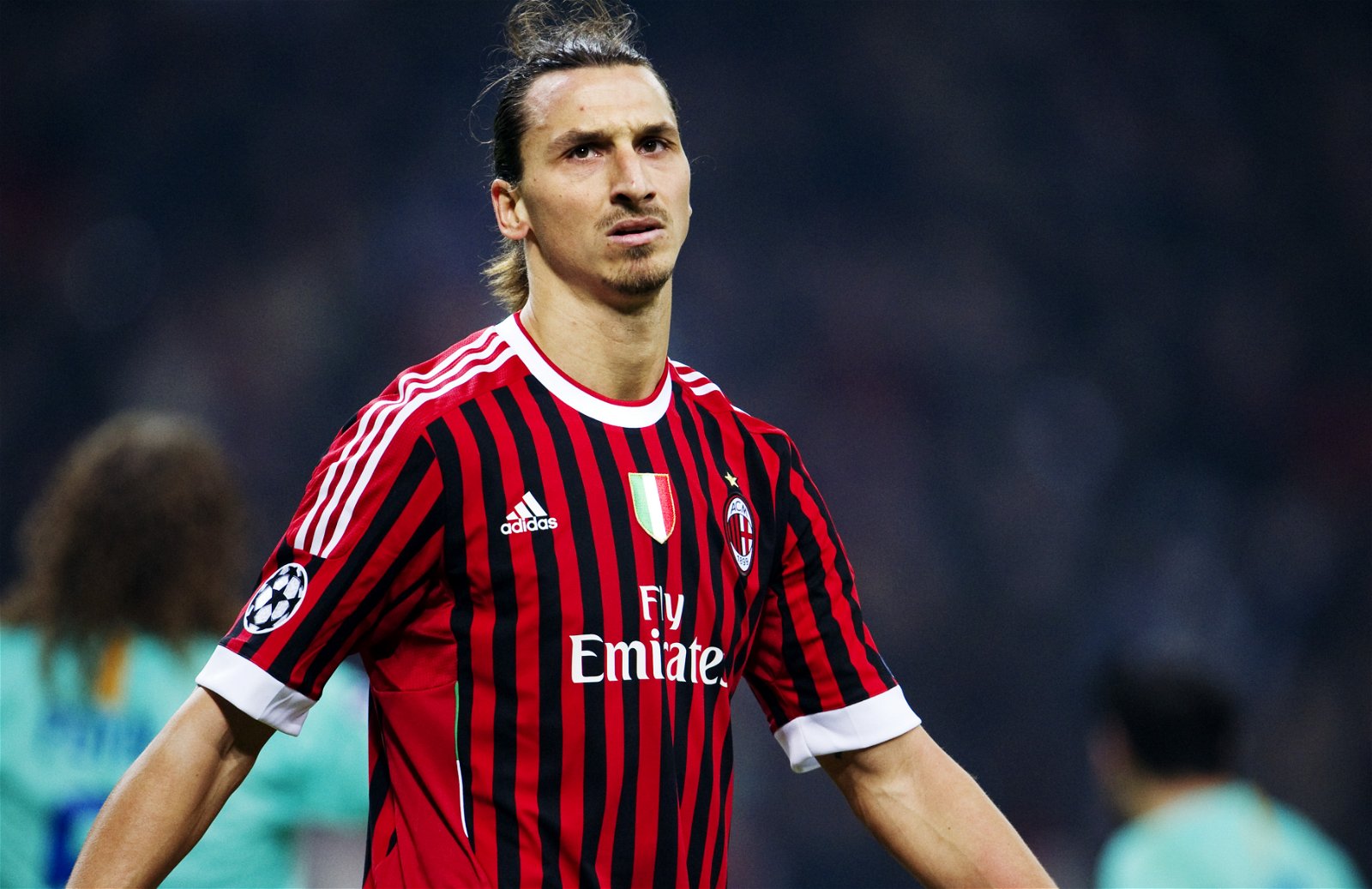 Zlatan Ibrahimovic rejects Manchester United in favour of AC Milan return