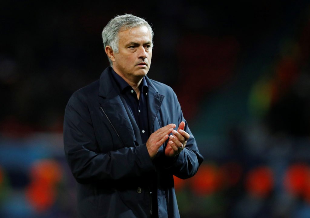 Mourinho warns United and Chelsea about threat in top 4