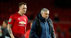 Jose Mourinho doesn't think Manchester United can reach top 4