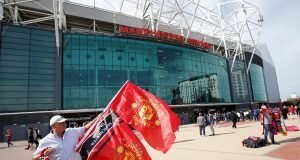 Manchester United raises loan for transfers