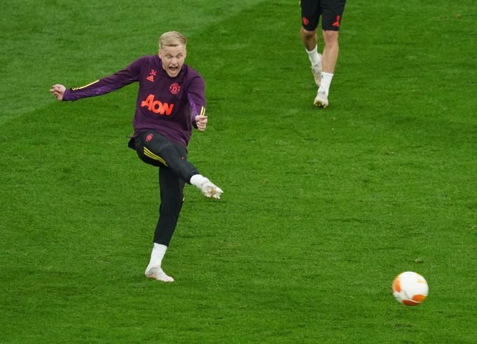 Donny van de Beek adamant to play at any position at Man United