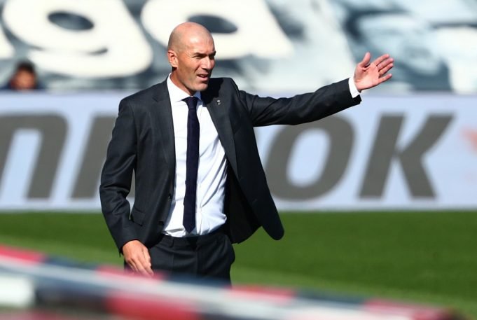 Man United trying to convince Zinedine Zidane to replace Solskjaer