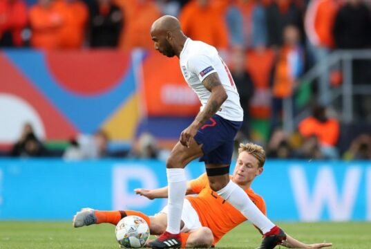 What will prime Manchester United target De Jong add to to Old Trafford